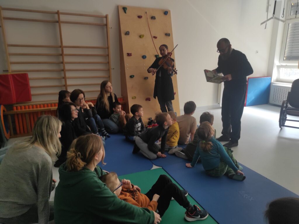 czytanie książek dzieciom